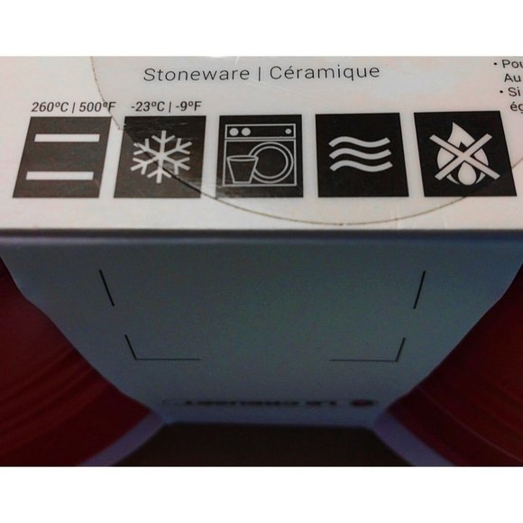 Le Creuset 2 Stoneware Red Ramekins 8oz - Picture 5 of 8